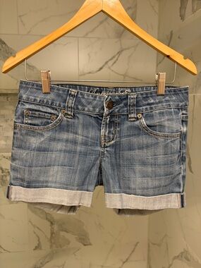 American Eagle Outfitters Blue Rolled Cuff Denim Shorts - Women
